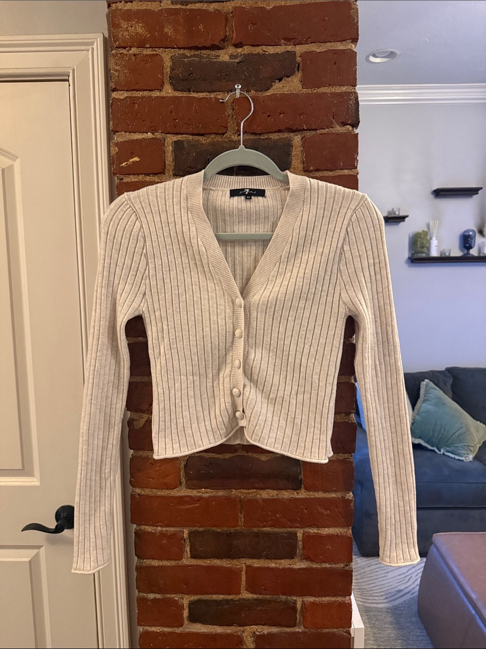 7 For All Mankind Cream Ribbed Button-Front Cropped Cardigan